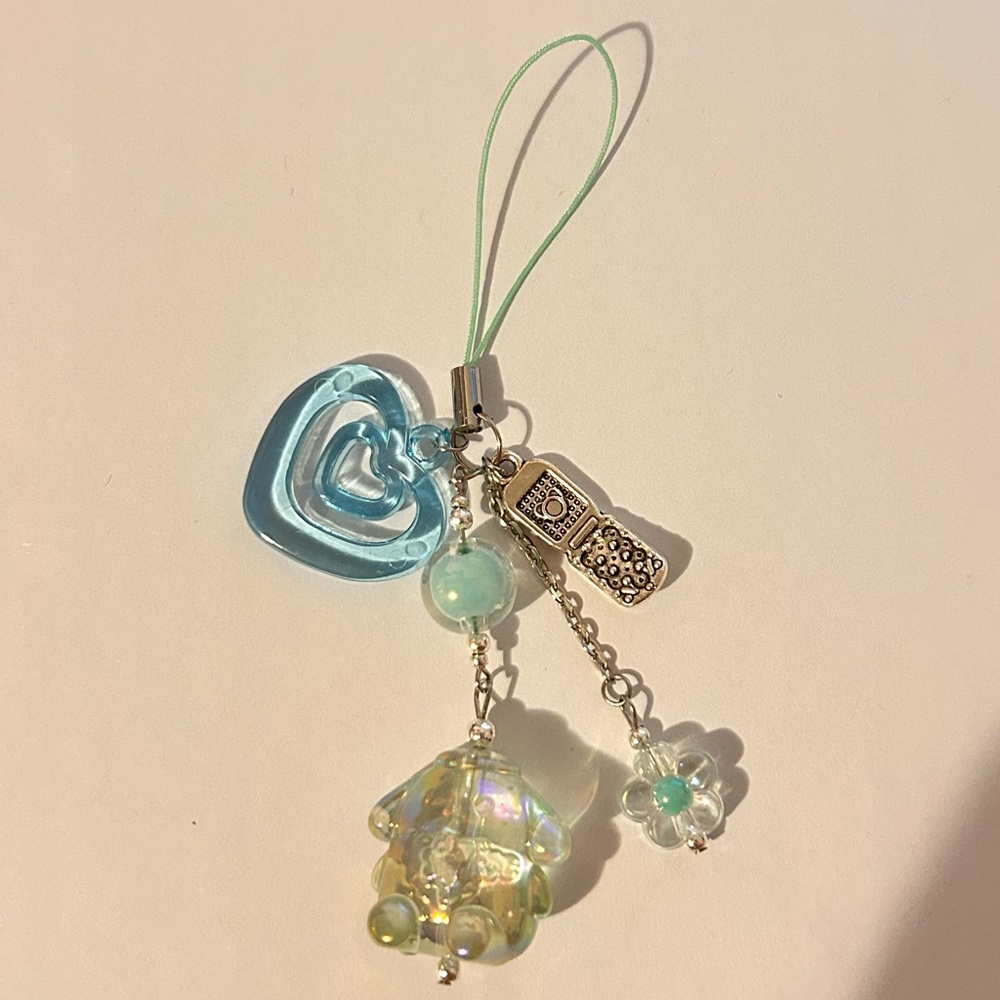 ☆Pompompurin Glow Charm☆